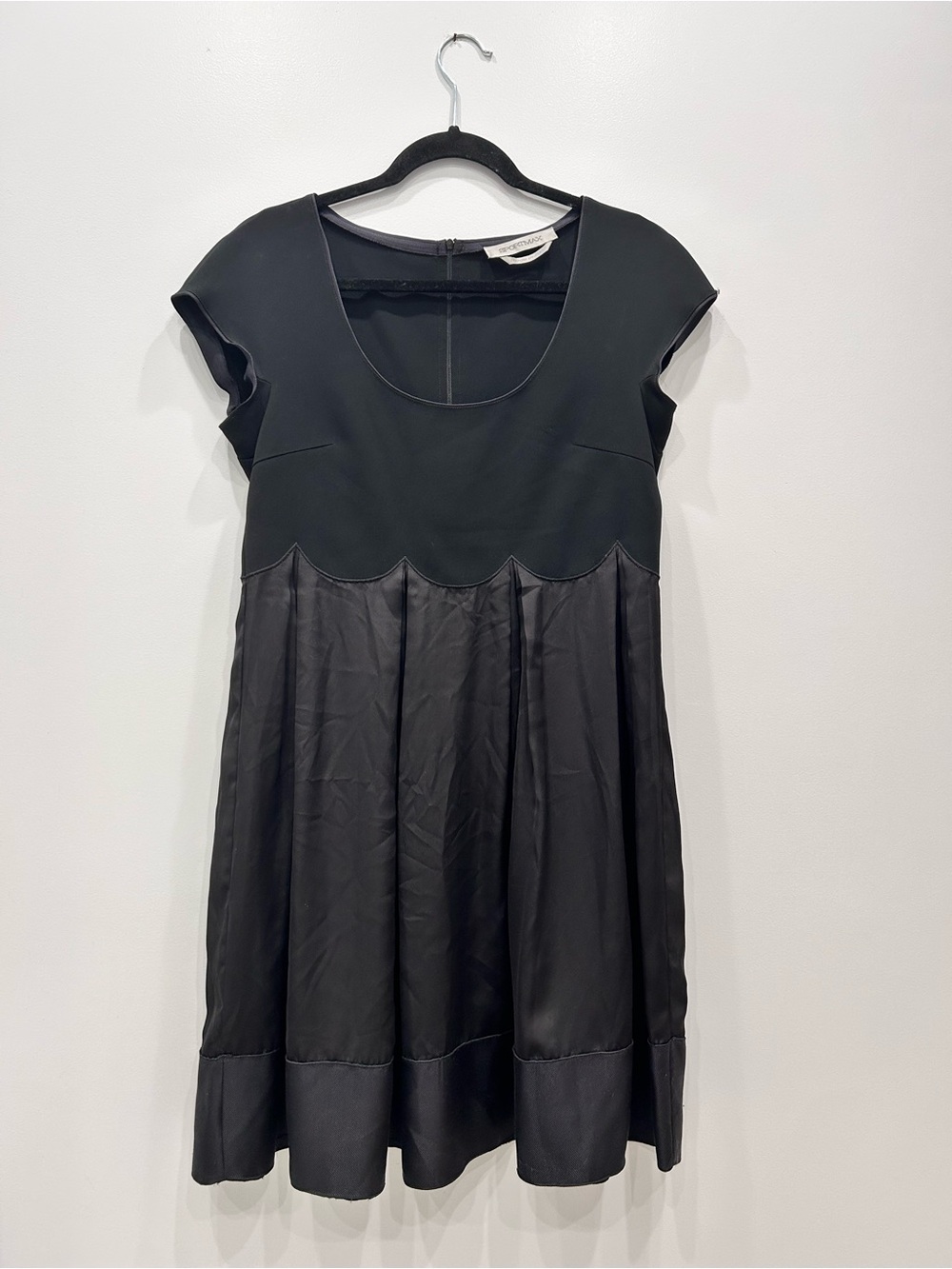 Sportmax Max Mara Italy Black Silk Blend Babydoll Short Sleeved Dress Sz 8 IT 42